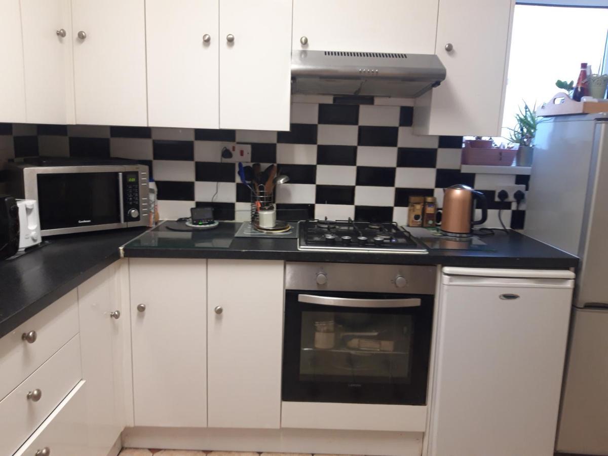 61 Apartman Winchester Kültér fotó